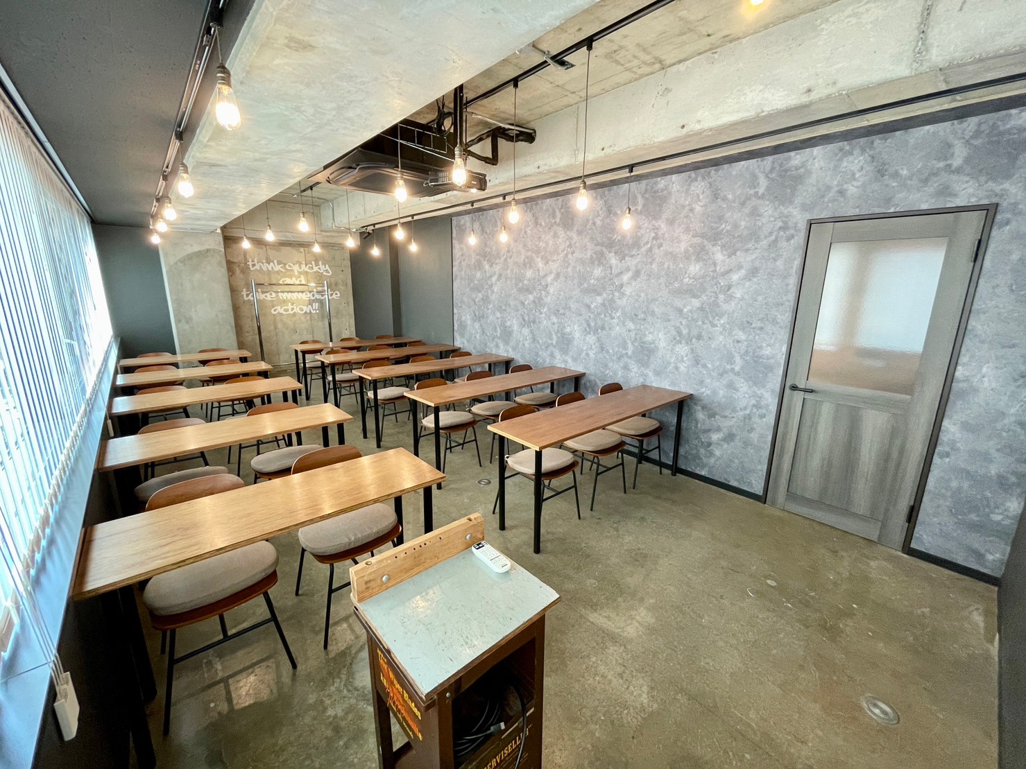 Marshall Stanmore III – あなたのお部屋がライブ会場に！ Marshall Stanmore III Bluetooth Cream｜ミュージックランドKEY
