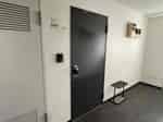 【スペース入口扉・傘立て】 - TIME SHARING 新宿御苑前 壱丁目参番館1001の写真