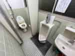 【2階男性トイレ（小便器×1、個室×1）】 - TIME SHARING 秋葉原 和泉ビル203の写真