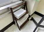 【ホワイトボードマーカーの予備・延長コードは、モニター近くのラックに置いています】 - TIME SHARING 秋葉原 和泉ビル201の写真