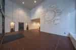 【広くて綺麗な1階ロビー】 - TIME SHARING 新宿御苑前 壱丁目参番館8Aの写真