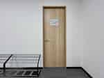 【7Bは共用部中央の扉になります】- TIME SHARING 京橋 SC新京橋ビル 7Bの写真