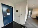 【トイレはスペース入口のすぐ横にございます】 - ザ・パークハビオ新宿 屋上スペースの写真