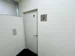 【男性用お手洗い入口】