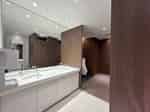 【男性トイレ：小便器２/個室２】 - EDGE名駅 Meeting Room 1の写真