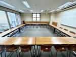 【口の字形式24名※デフォルトレイアウト】- 東京YWCA(御茶ノ水)貸し会議室 217室 -