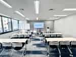 【横浜駅より徒歩1分！最大18名収容の綺麗な会議室が登場♪】 - エキスパートオフィス横浜 501の写真