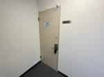 【エレベーターを降りると目の前が当会議室です】 - TIME SHARING 小伝馬町 日本橋HRビル2Fの写真