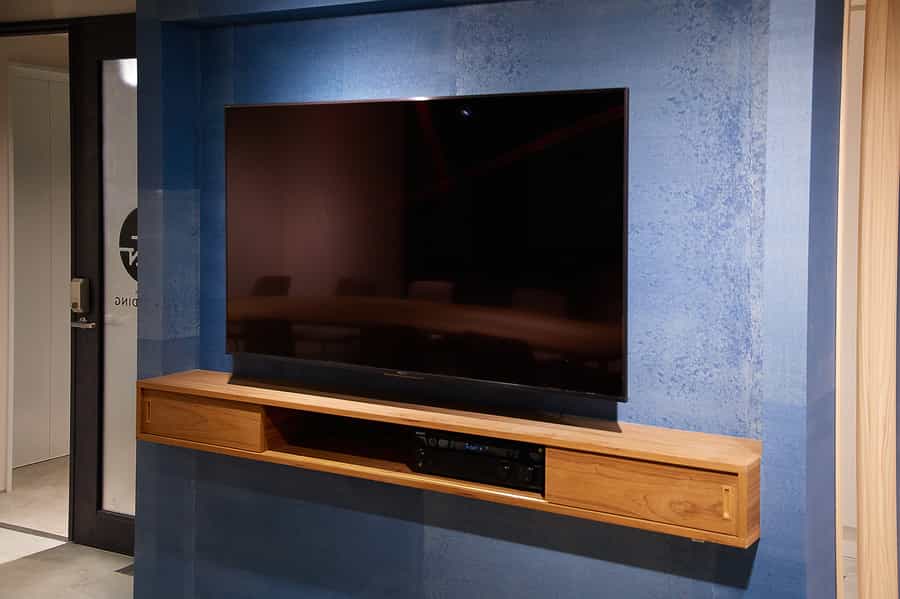 65インチテレビ - Akasaka Zen Spaceの写真