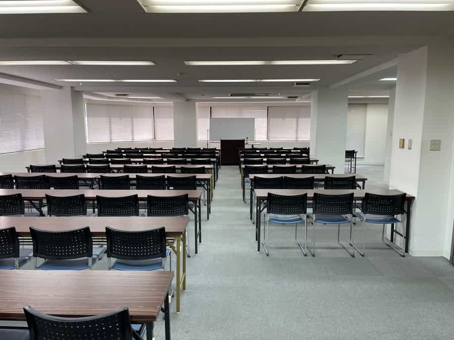 ※会議室後方から - 朝日ビル5F 貸会議室の写真