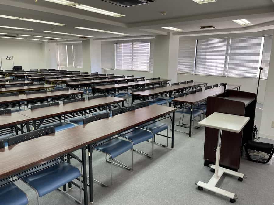 ※会議室前方から - 朝日ビル5F 貸会議室の写真