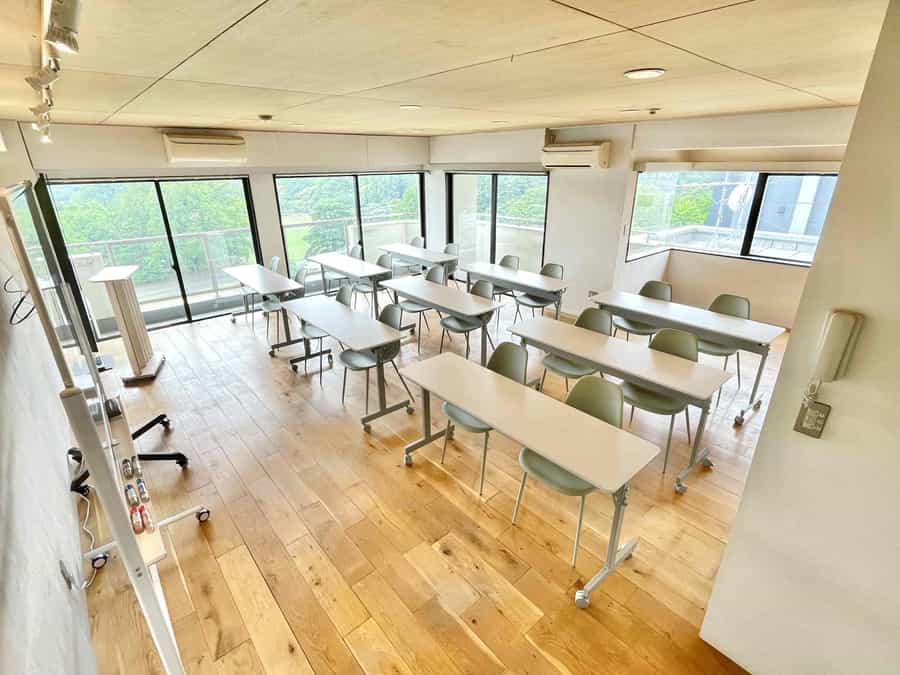 【セミナー形式18名着席可能】 - TIME SHARING 新宿御苑前 壱丁目参番館1001の写真