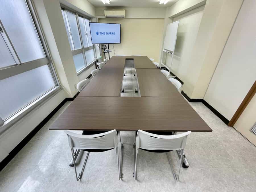 【12名着席可能・常識の範囲内なら盛り上がってもOK!(※ルールあり)な貸し会議室です♪】 - TIME SHARING 秋葉原 和泉ビル201の写真
