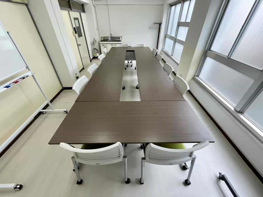 【窓が大きく、日中は明るいです】 - TIME SHARING 秋葉原 和泉ビル202の写真