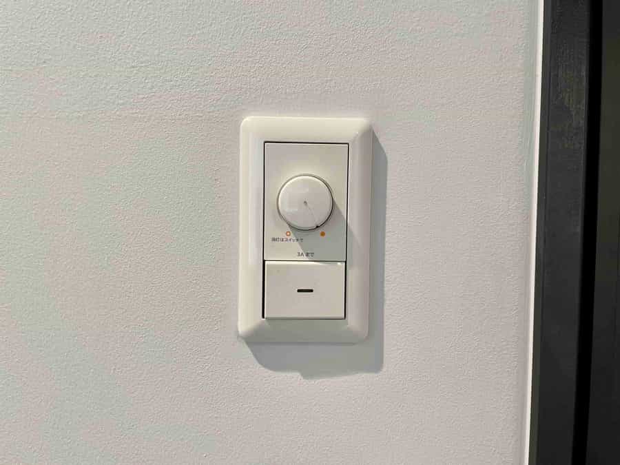 【室内の電気はツマミで調光が可能です】 - TIME SHARING 六本木 第6DMJビル 4Eの写真