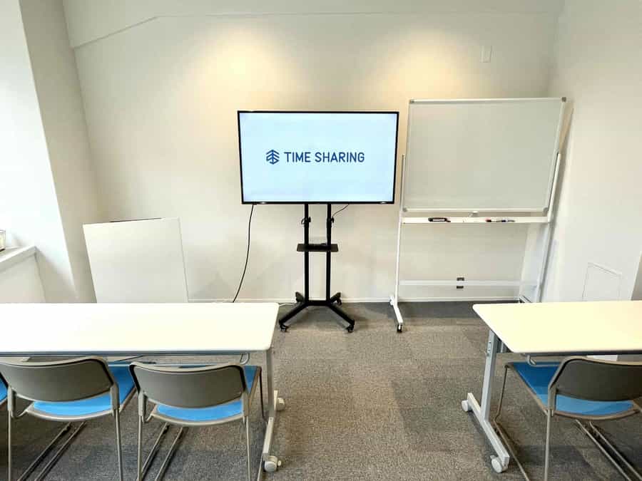 【ホワイトボードやモニターなど室内の備品は全て無料でお使いいただけます】 - TIME SHARING 六本木 第6DMJビル 4Eの写真
