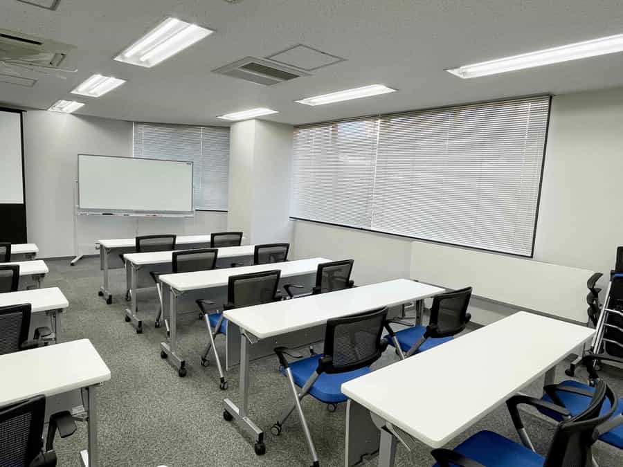 【全ての窓はブラインドが付いています】 - 山一仙台中央ビル4階 カンファレンスルームの写真