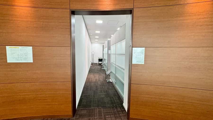 【Booth.Eは真ん中の通路を入った真ん中のブースになります。】