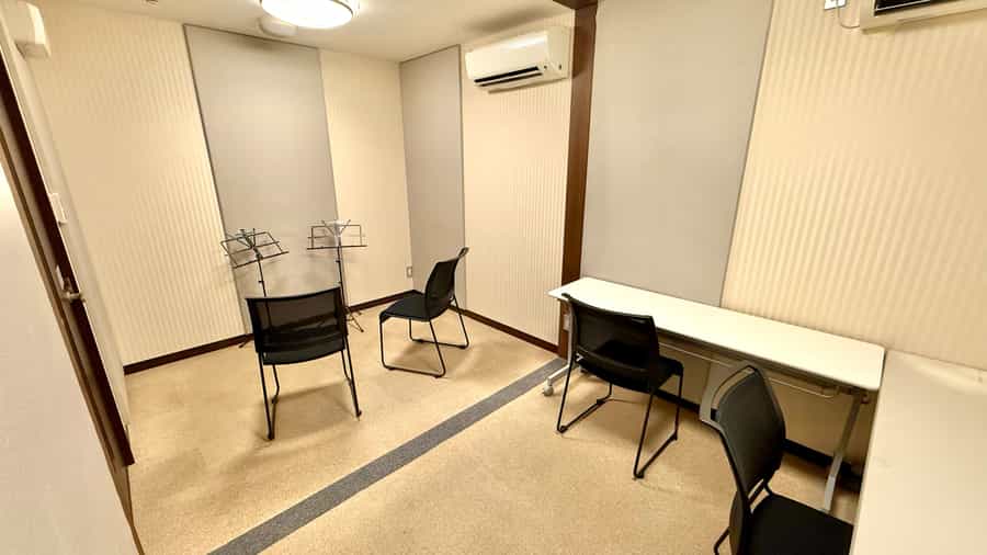 【譜面台付きのスペースです♪】 - TIME SHARING 銀座 旗ビル roomBの写真