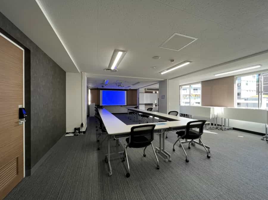 コの字 - TIME SHARING 渋谷ワールド宇田川ビル7Bの写真