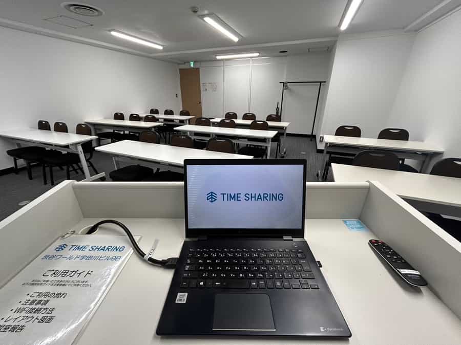 【司会台から全員とコミュニケーションが取れる距離】 - TIME SHARING 渋谷ワールド宇田川ビル9Bの写真