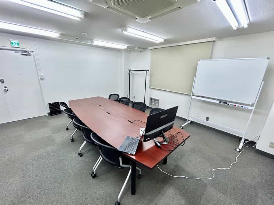 【モニターやホワイトボードなど室内の備品は全て無料でお使いいただけます】 - TIME SHARING 小伝馬町 ミマツビル502の写真