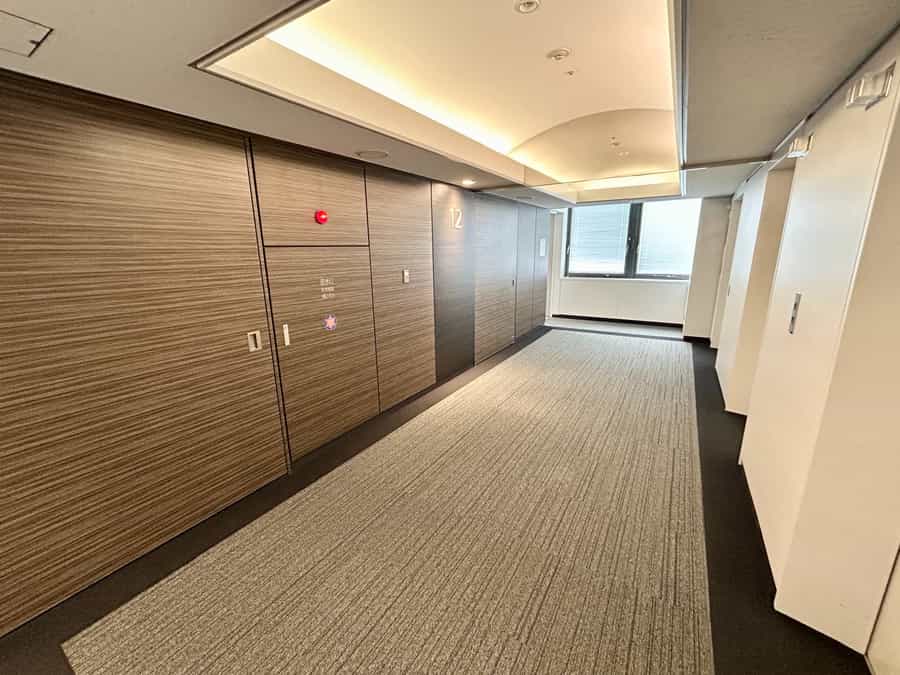 【12Fエレベーターホール】