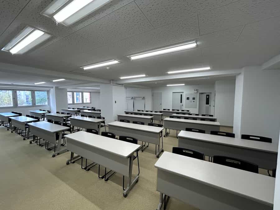 【レイアウト変更はご予約時間内に原状復帰までお願いいたします】- TIME SHARING 池袋 吉大ビル 3F