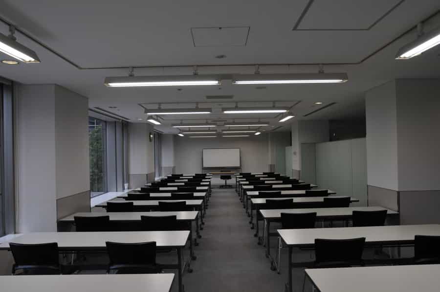 スクール形式 - 田町グランパークカンファレンス ハイツ棟会議室の写真