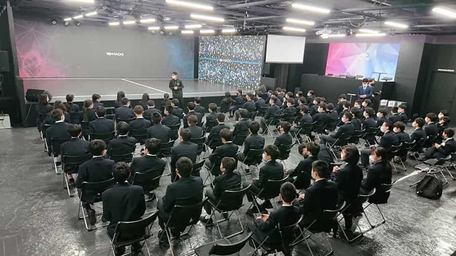 【利用例】修学旅行-HADO ARENA お台場 グランドステージ-