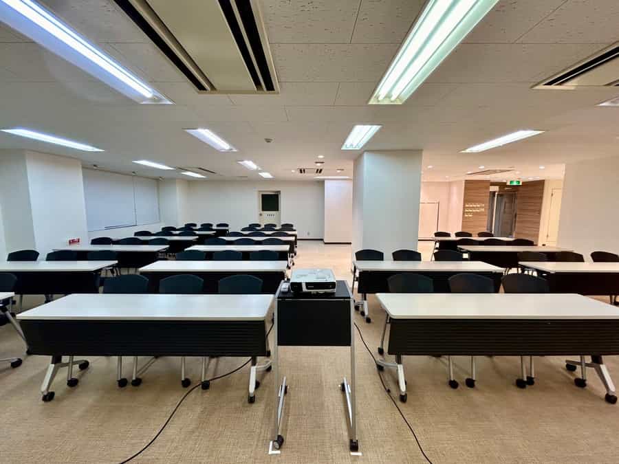 【スクール形式54名着席可能!】 - TIME SHARING 渋谷東口 渋谷TRビル2Fの写真