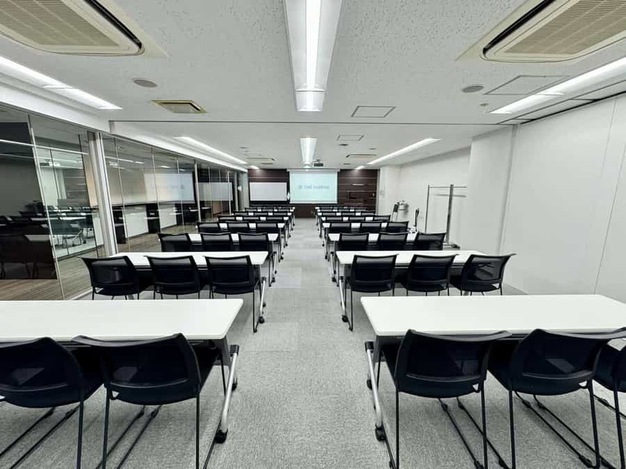 【司会台、プロジェクター、ホワイトボードも無料でご利用いただけます】 - TIME SHARING 水天宮前 箱崎リージェントビル 5Dの写真
