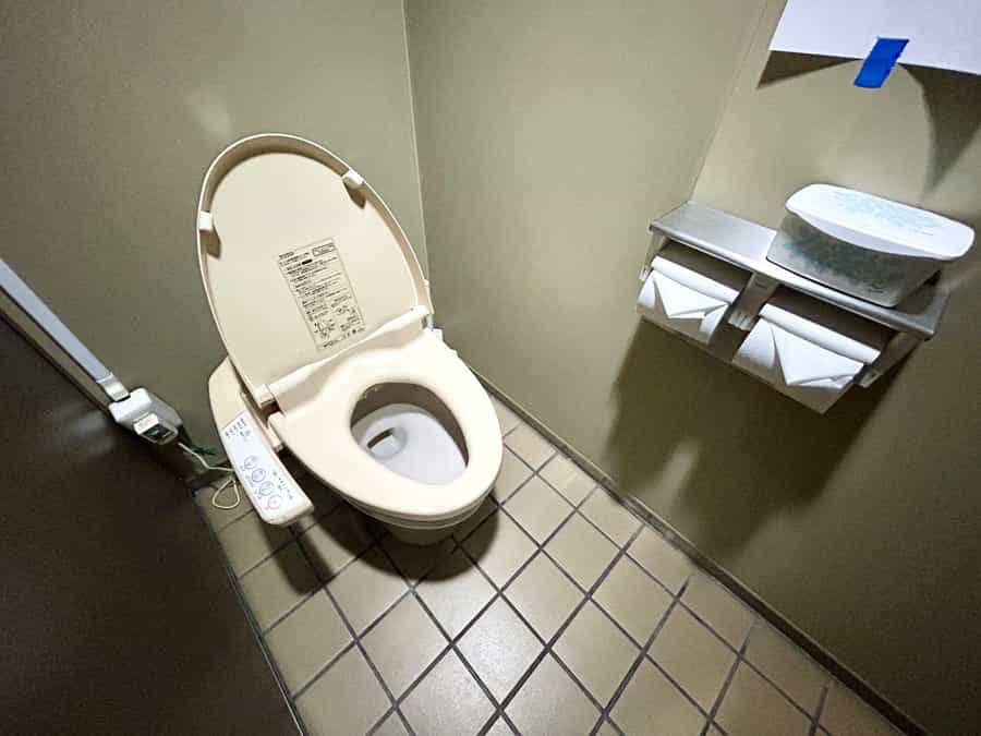 【男性用：個室×1、小便器×2】 - TIME SHARING 銀座三丁目ビルディング5Fの写真