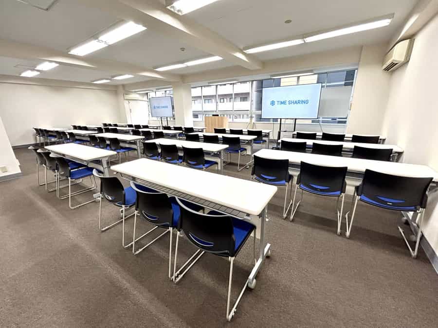 【ブラインドを下げてのご利用も可能です】 - TIME SHARING 新宿御苑 東弥ビル5Fの写真