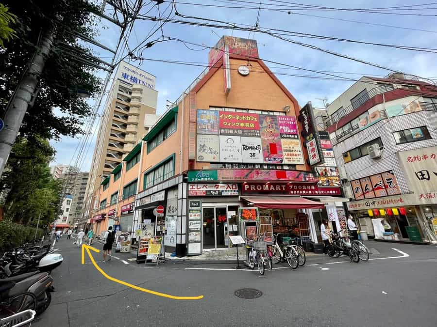 【建物外観/建物を正面に見て、左側に進みます】 - TIME SHARING 赤羽 IMBオフィス512の写真