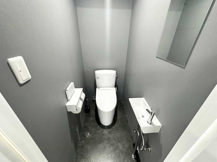 【男女共用トイレが1つです】 - TIME SHARING 茅場町 FF日本橋茅場町ビル4Fの写真