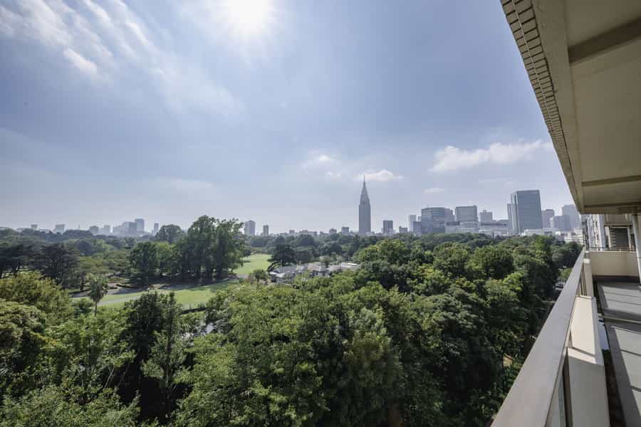 【昼間も景色を楽しむことができます】 - TIME SHARING 新宿御苑前 壱丁目参番館8Aの写真