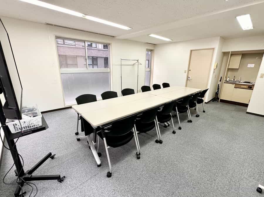 【対面で着席できるので、会議や打ち合わせにオススメです】 - TIME SHARING 小伝馬町 日本橋HRビル2Fの写真
