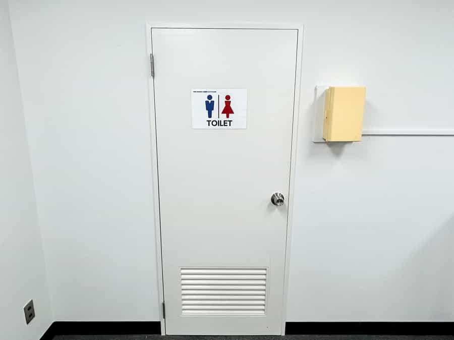 【お手洗いは会議室内にございます】 - TIME SHARING 小伝馬町 ミマツビル502の写真
