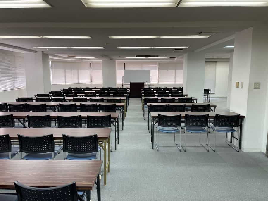 会議室後方から撮影 - 朝日ビル5F 貸会議室の写真