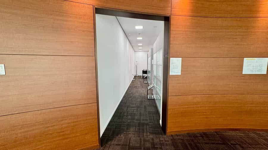 【Booth.Cは左手の通路を入った奥のブースになります。】
