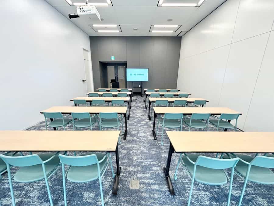 【延長コードは、司会台に設置しております】 - TIME SHARING 勝どき 晴海トリトン X棟 Conference RoomⅡの写真