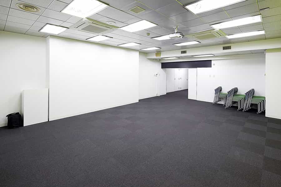 端に寄せた場合 - みんなの会議室 神田の写真