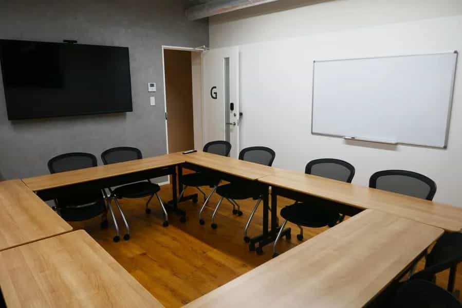 【※レイアウト変更はお客様ご自身で、ご予約時間内に原状復帰までお願いいたします】 - Sprout Muse 会議室G(スプラウトミューズ)の写真