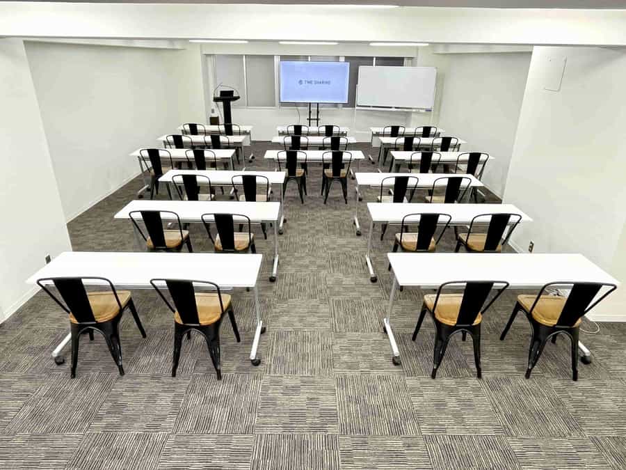 【広々とした会議室をワンフロア貸切でご利用いただけます】 - TIME SHARING 茅場町 岡本ビルの写真