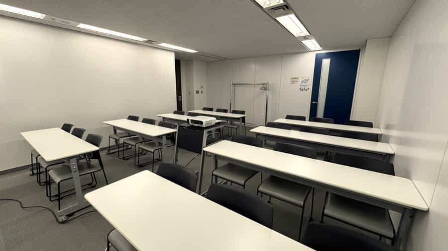 【レイアウト変更はご予約時間内に原状復帰までお願いいたします】