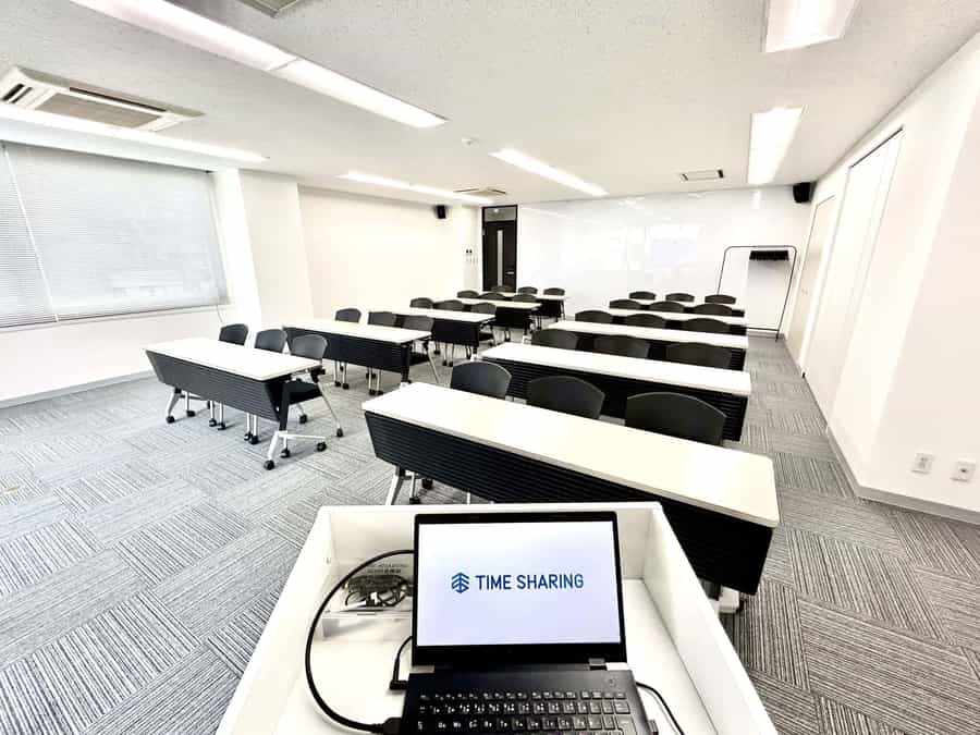 【司会台から一番後ろの席まで見渡せます】 - TIME SHARING 浅草SCRビル 6Aの写真
