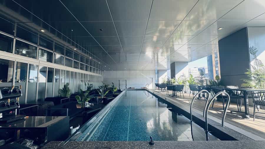 新宿】X PLACE water terrace＜東急歌舞伎町タワー5F＞｜貸し会議室