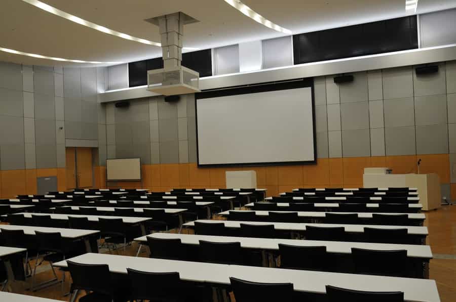 スクール形式 - 田町グランパークカンファレンス 401 ホールの写真