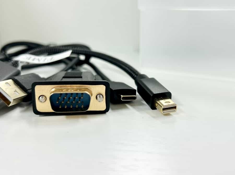【HDMI変換器：VGA/Type-C/thunderbolt】 - TIME SHARING 小伝馬町 ミマツビル502の写真